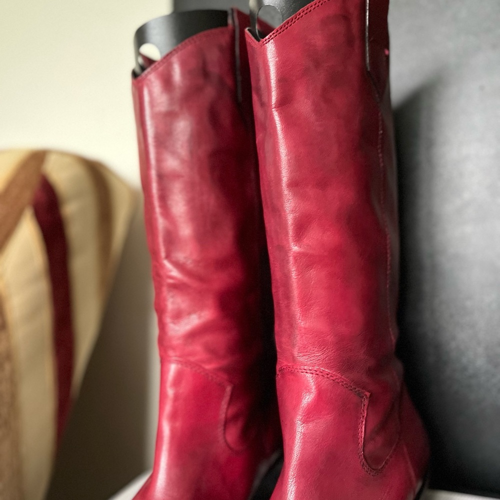 FRANCO SARTO WALINDA NWOT AUTHENTIC OXBLOOD RED SOFT LEATHER WESTERN BOOTS - Picture 4 of 16